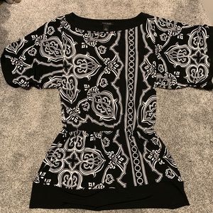 White House Black Market kimono top